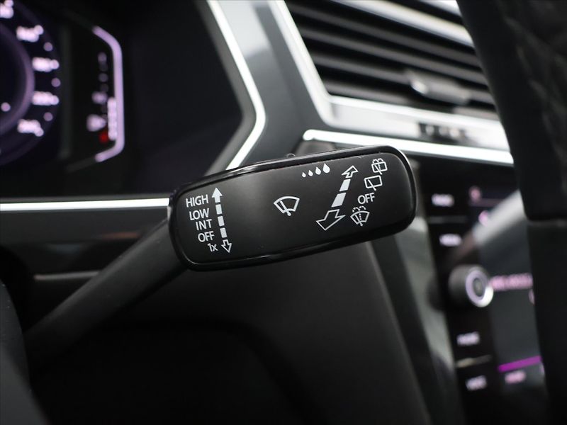 Volkswagen Tiguan 1,5 TSI EVO DSG CZ 1.Maj. DPH - fotka 18 z 32
