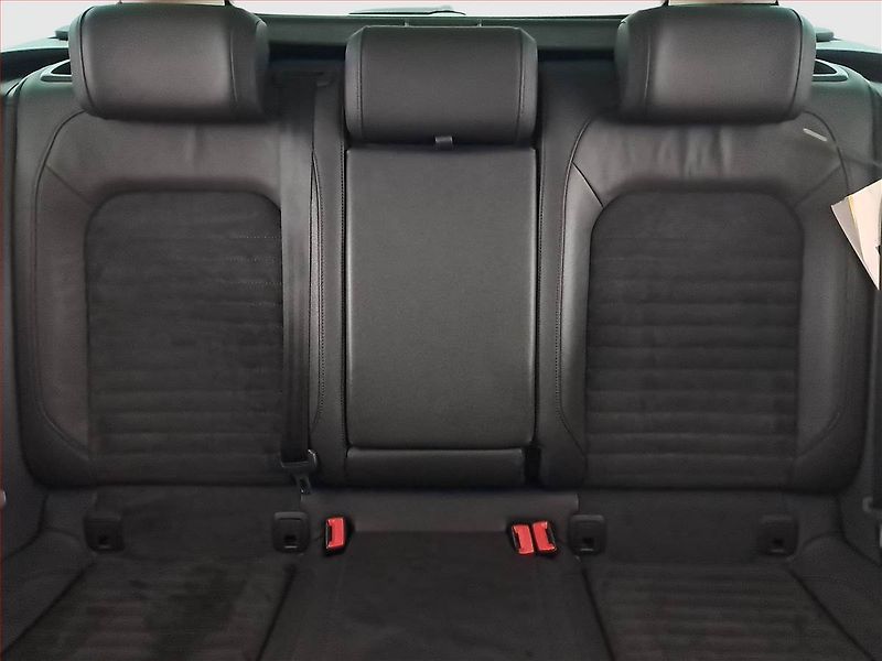 Volkswagen Passat (2017) Highline 2.0 TDI, Automat - fotka 10 z 19