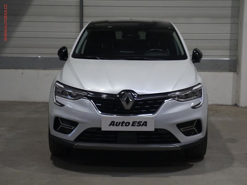 Renault Arkana (2022) 1.3 TCe, ČR, AT, navi, LED - fotka 2 z 21