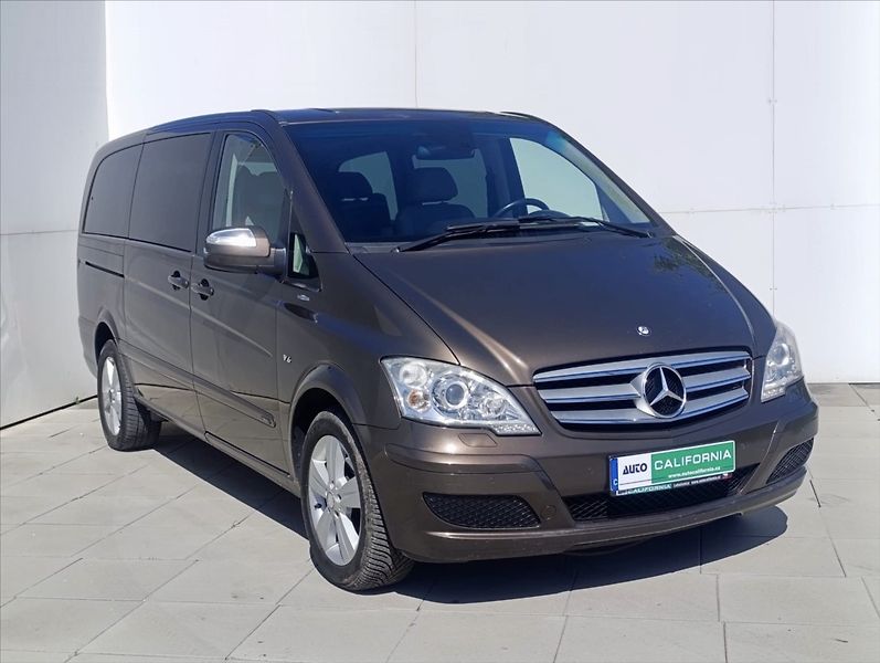 Mercedes-Benz Viano 3,0 CDi Automat SPANÍ 7míst - fotka 4 z 31