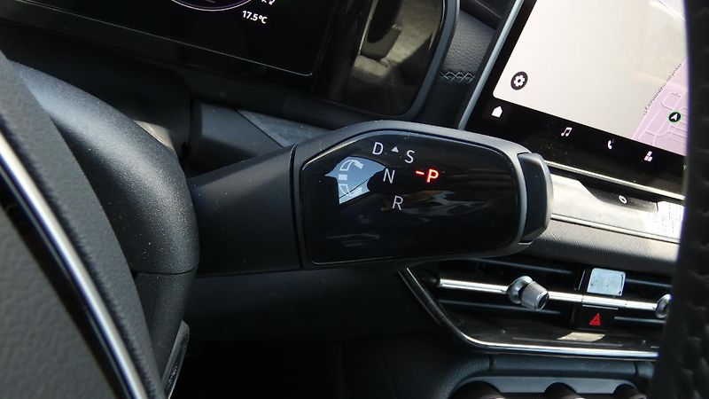 Škoda Kodiaq Exclusive Selection 142 kW 4x4 - fotka 14 z 31