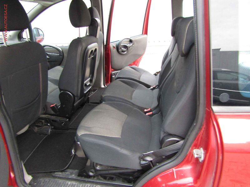 Fiat Multipla (2006) 1.9 JTD, ČR - fotka 10 z 17