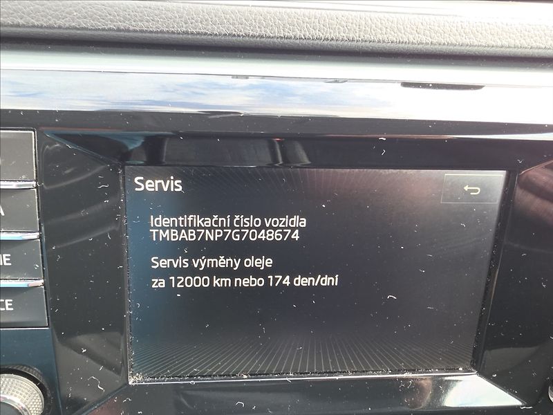 Škoda Superb III 1,4TSi 110KW DSG Style - fotka 19 z 53