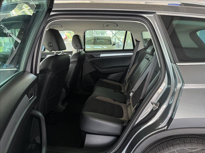 Škoda Kodiaq 1,5   TSI 110kW,SERVISNÍ KNÍŽK - fotka 25 z 30