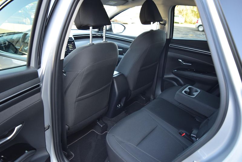 Hyundai Tucson (2024) 1.6T-GDi 110kw MHEV 48V STYLE  - fotka 16 z 47