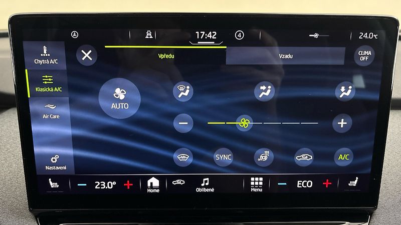 Škoda Enyaq 82 kWh AUT 80 Loft - fotka 26 z 29