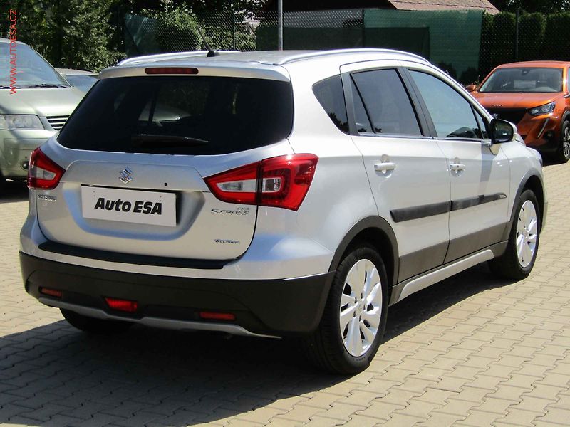 Suzuki S-Cross (2017) 1.0 BJet 4x4, 1.maj,ČR - fotka 4 z 18