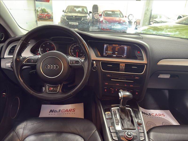 Audi A4 Allroad 3,0   TDI AT 180KW B&O BI-XEN - fotka 21 z 32
