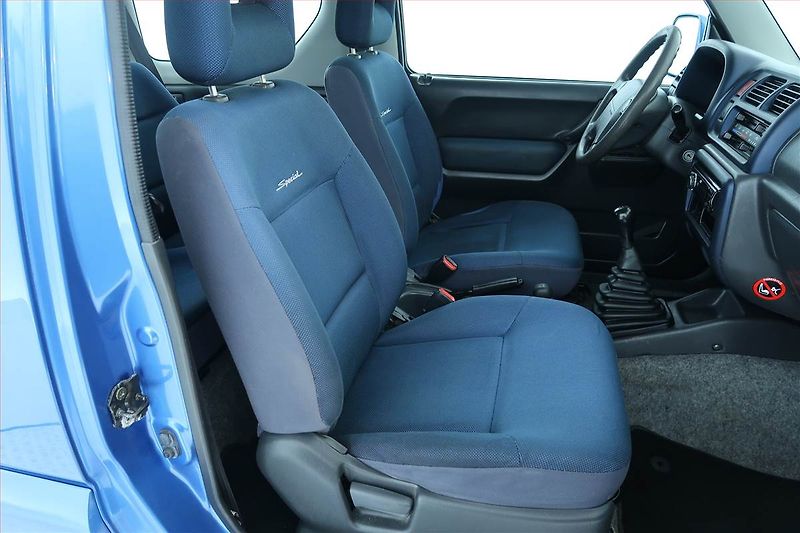 Suzuki Jimny (2003) 1.3 16V, 4X4, Vyhř. sedaček - fotka 9 z 18