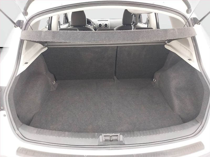 Nissan Qashqai (2012) 1.6, Serv.kniha, Navi - fotka 14 z 21