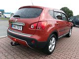 Nissan Qashqai (2007) 2,0i 4WD ALU AC TAŽNÉ BT TEMP - náhled 7