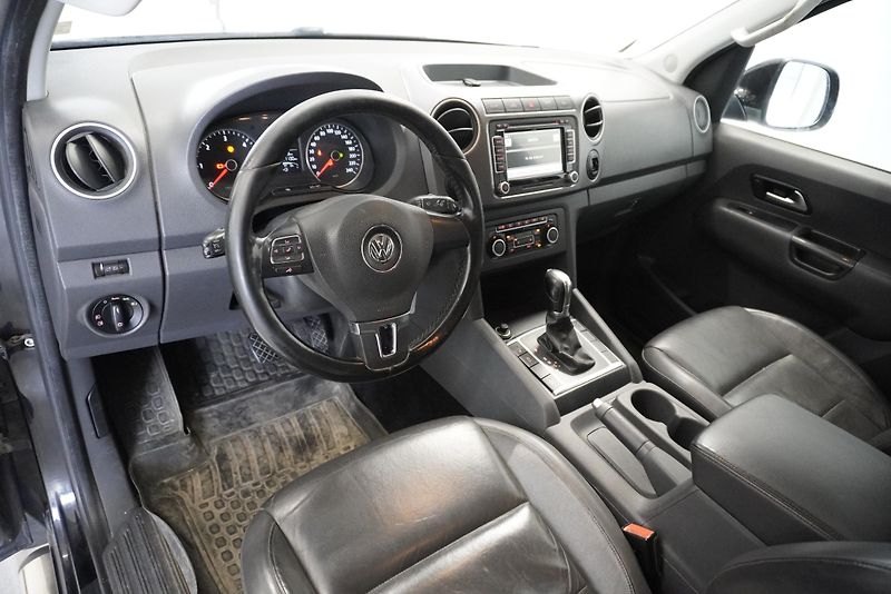 Volkswagen Amarok 2.0 TDi 4X4 AUTOMAT 5 MÍST - fotka 14 z 37