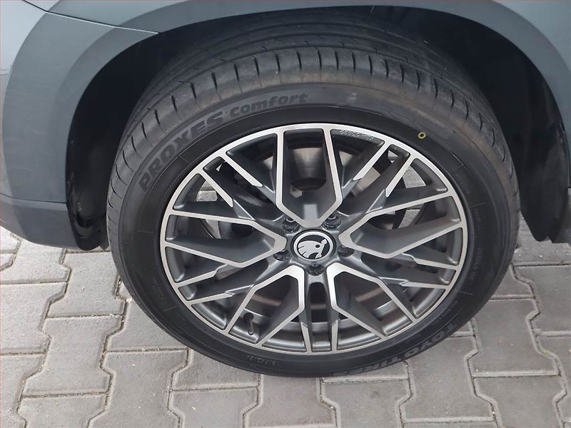 Škoda Karoq (2019) 1.6 TDI, Tempomat - fotka 15 z 21