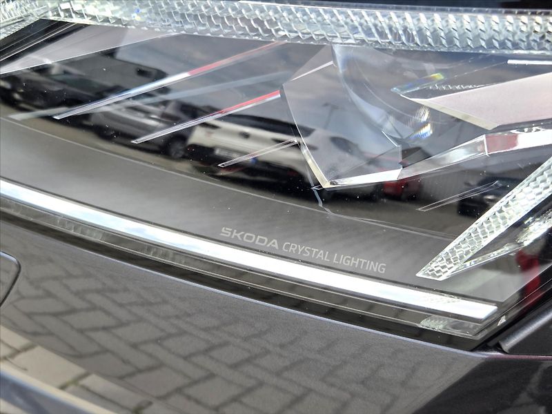 Škoda Octavia 2,0 TDi DSG Top Selection Tažn - fotka 25 z 25