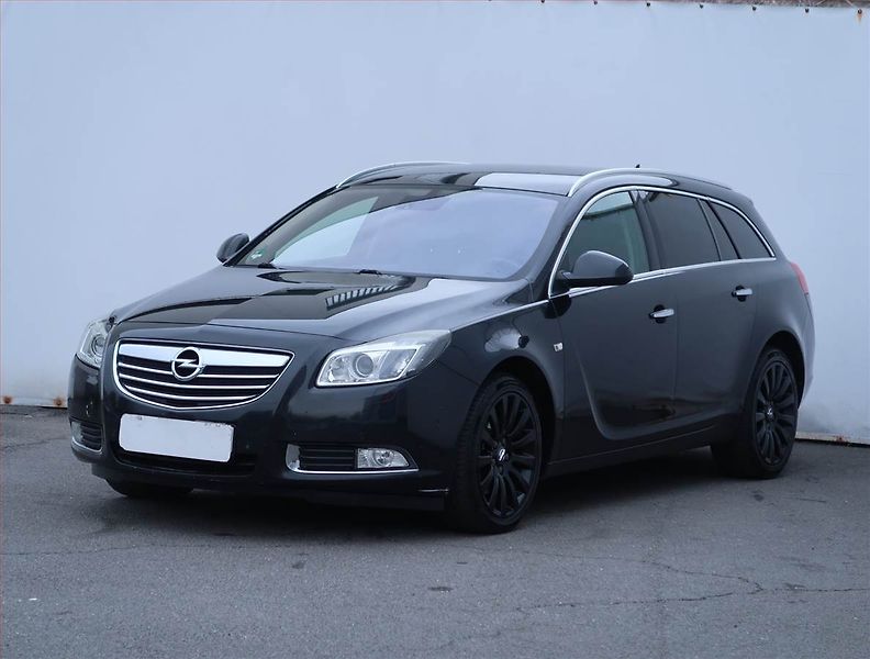 Opel Insignia (2011) 2.0 CDTI, Serv.kniha, po STK - fotka 2 z 26