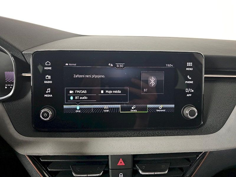 Škoda Kamiq (2024) 1.0TSI 81kW DSG TOP SELECTION - fotka 13 z 29