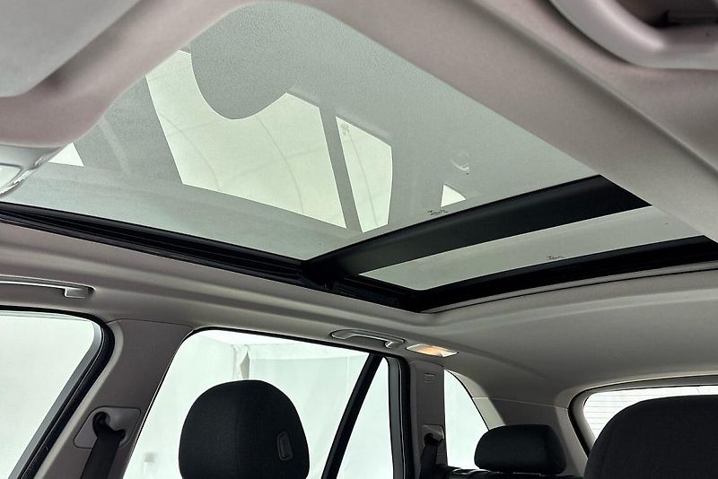 BMW X5 xDrive 35i - fotka 23 z 26
