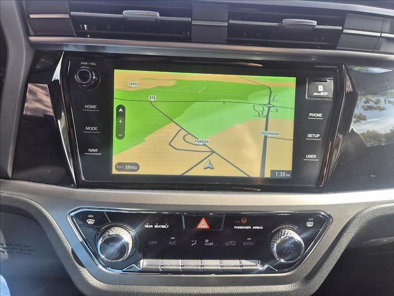 SsangYong Korando 1,6 XDi Sapphire 4x4 Aut. LED - fotka 31 z 38