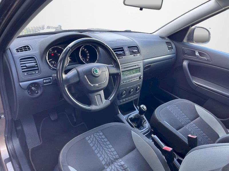 Škoda Yeti (2024) 1.2 TSI 77 kW Ambition Plus - fotka 5 z 23