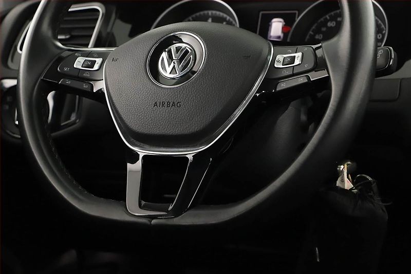 Volkswagen Golf (2016) 1.4 TSI, Serv.kniha, Kůže - fotka 13 z 15