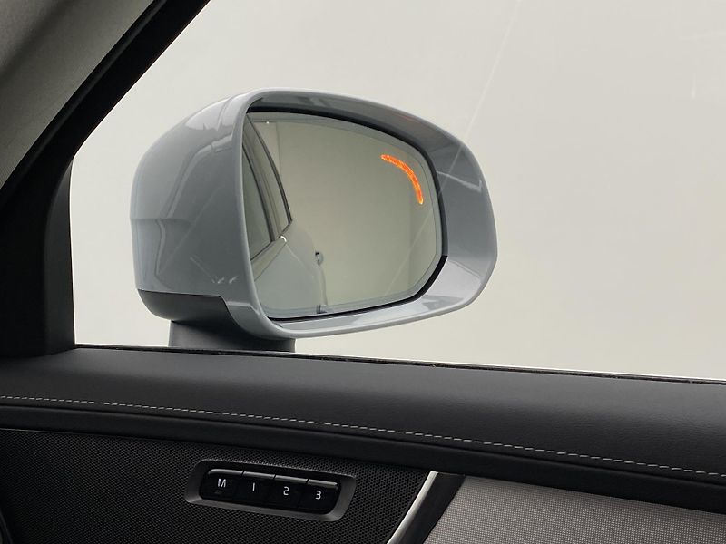 Volvo XC90 B5 AWD BRIGHT PLUS AUT CZ 7M - fotka 24 z 59