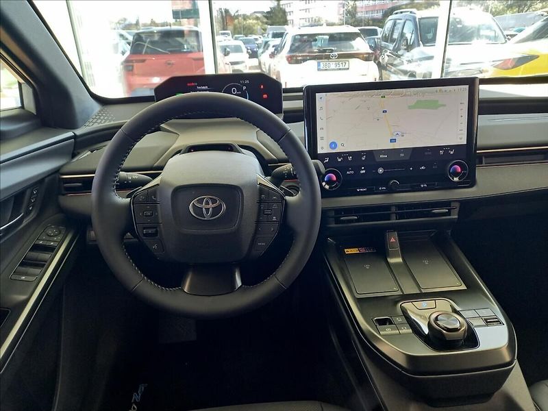 Toyota bZ4X Executive AWD - fotka 12 z 16