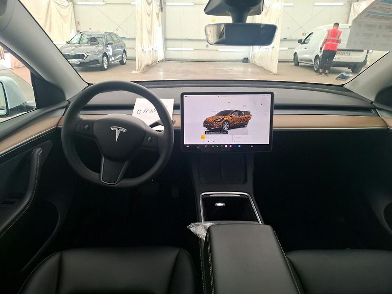 Tesla Model Y (2022) AWD Long Range    PŘIPRAVUJEME - fotka 8 z 10