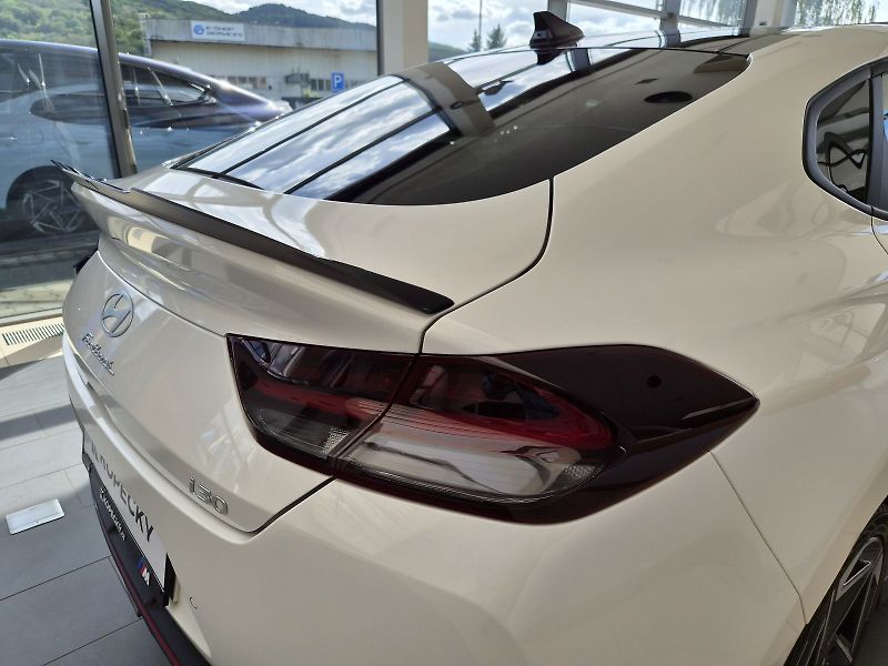Hyundai i30 1.5 T-GDI/103kW N-Line DCT - P - fotka 8 z 38