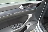 Volkswagen Arteon (2017) 2.0TDi,4-Motion,R-Line,176kW - náhled 34