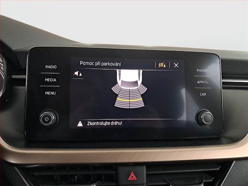 Škoda Scala (2020) Style 1.0 TSI, Serv.kniha - fotka 18 z 19