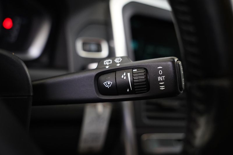Volvo XC60 - fotka 14 z 27