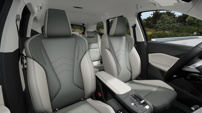 BMW X1 sDrive18i - fotka 11 z 14
