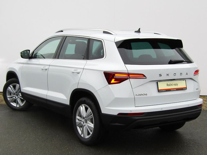Škoda Karoq (2026) Top Selection 2,0 TDI 4x4 DSG - fotka 12 z 30