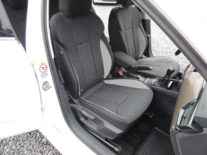Škoda Scala (2020) 1.0TSi,85kw,Style,full LED,ČR - fotka 10 z 38