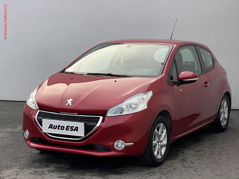 Peugeot 208 (2013) 1.2i, ČR, Active, +kola - fotka 3 z 14