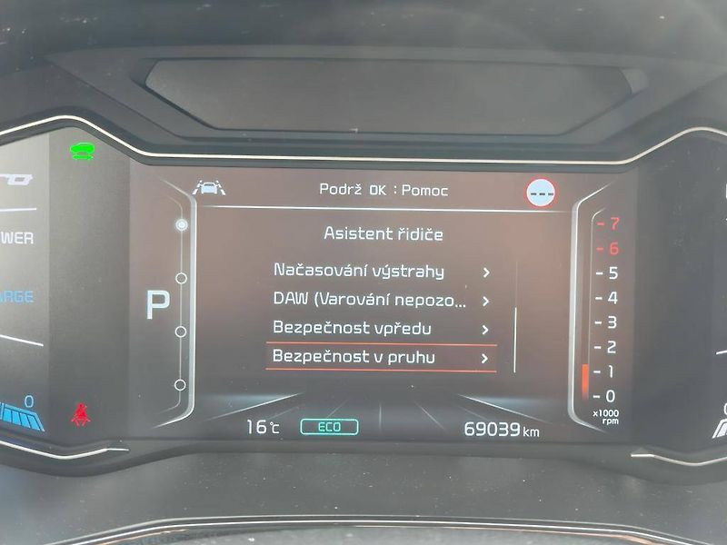 Kia Niro EXCLUSIVE 1,6GDi HEV - fotka 13 z 24