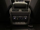 Land Rover Defender (2026) OCTA BLACK AWD AUT - náhled 32