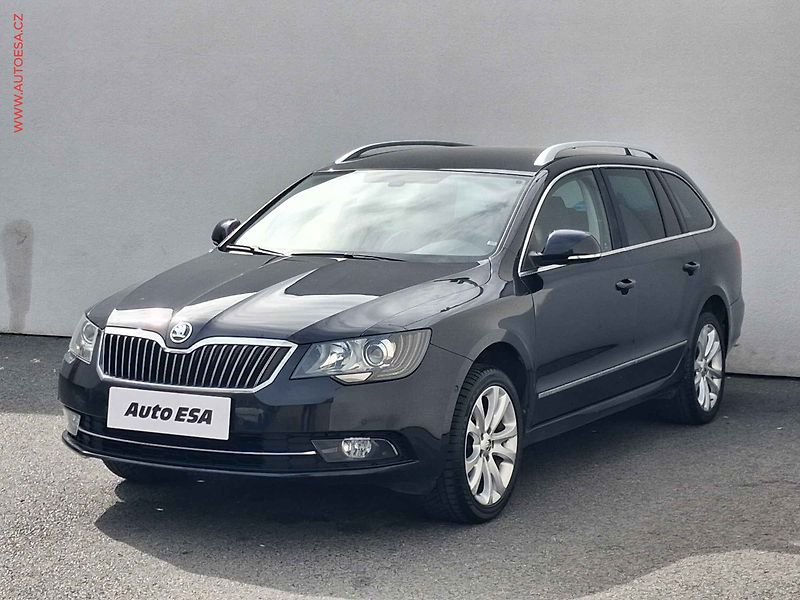 Škoda Superb (2014) 2.0TDI 4x4, ČR, Elegance - fotka 3 z 21