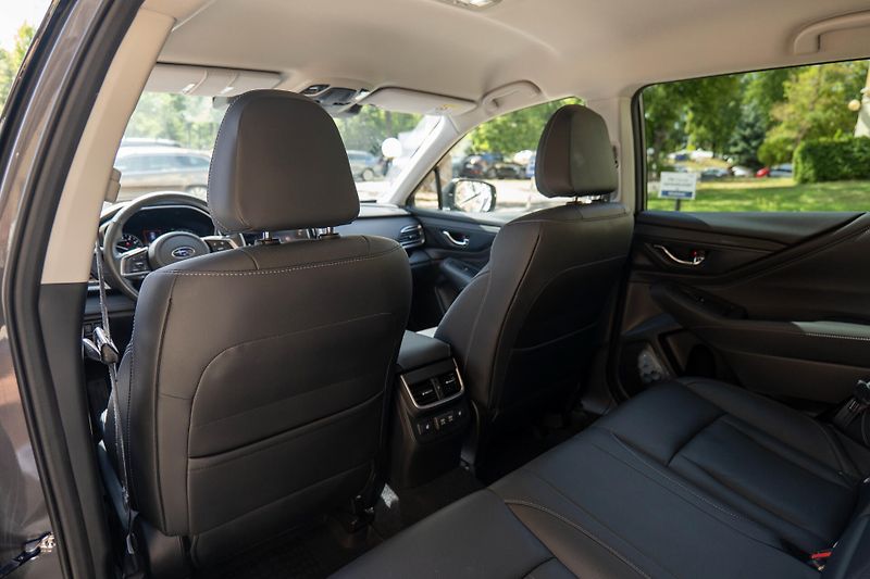 Subaru Outback 2.5i 4WD Comfort Skladem - fotka 12 z 34