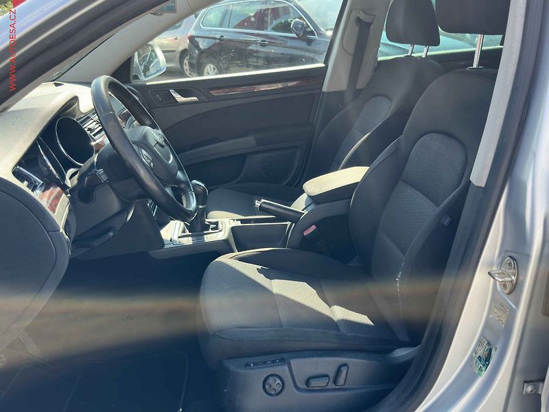 Škoda Superb (2012) 2.0 TDi 4x4, ČR, Bixen - fotka 9 z 22