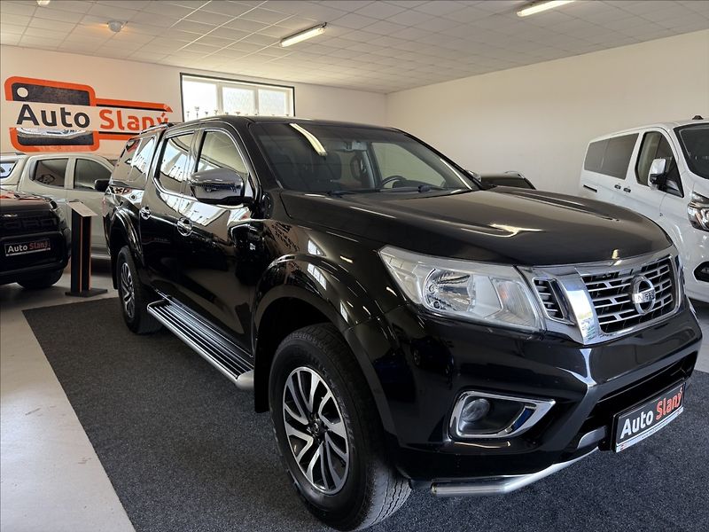 Nissan Navara 2,3 dCi Hardtop,manuál,Top sta - fotka 2 z 30