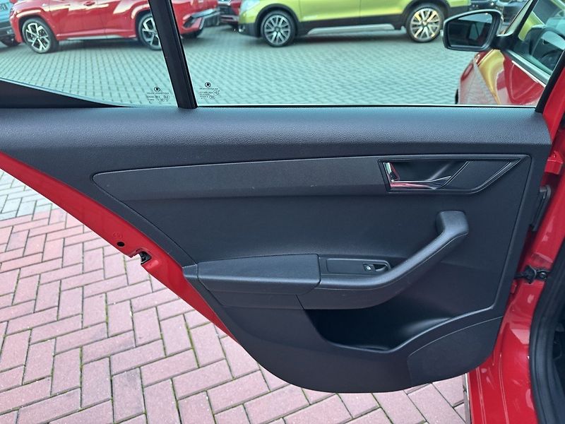Škoda Fabia (2015) 1.2TSi Monte Carlo Panorama - fotka 24 z 49