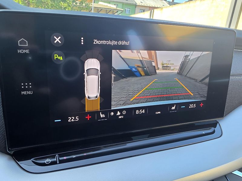 Škoda Octavia (2023) Combi Style 2,0 TDI 110 KW AUT - fotka 21 z 26