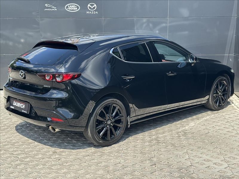 Mazda 3 2,0 Skyactiv-X 132kW GT+ - fotka 7 z 29