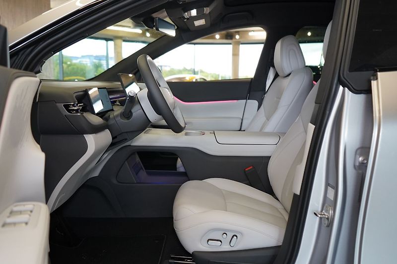 Xpeng G6 (2026) AWD Performance - 487 HP !!! - fotka 22 z 51