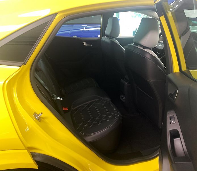 Ford Puma GEN-E Premium 123kW, 43 kWh - fotka 13 z 31