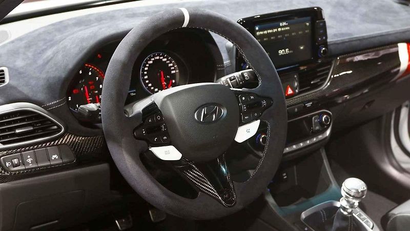 Hyundai i30 N s díly z programu originálního příslušenství N