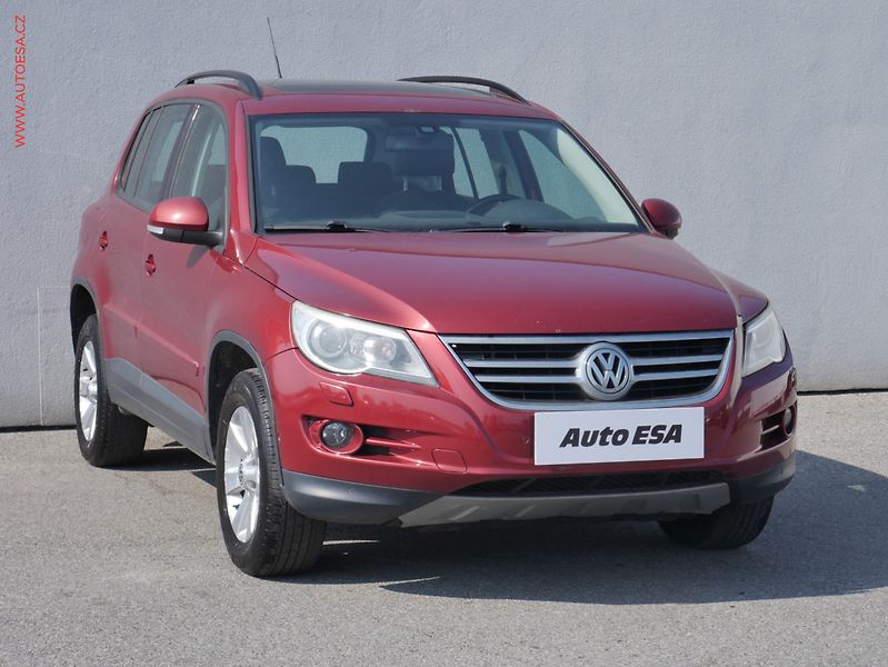 Volkswagen Tiguan (2009) 2.0 TSi 4x4, ČR, DSG, bixen - fotografie inzerátu