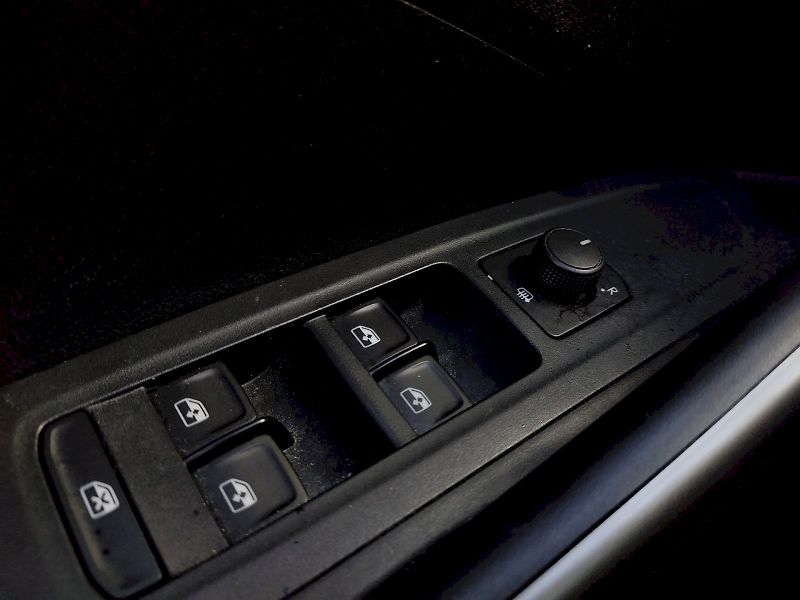 Škoda Fabia (2023) Style Business 1,0 tsi 81 Kw D - fotka 23 z 35