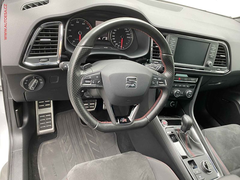 Seat Ateca (2018) 2.0 TSi 4x4, FR, DSG, +ALU - fotka 13 z 22
